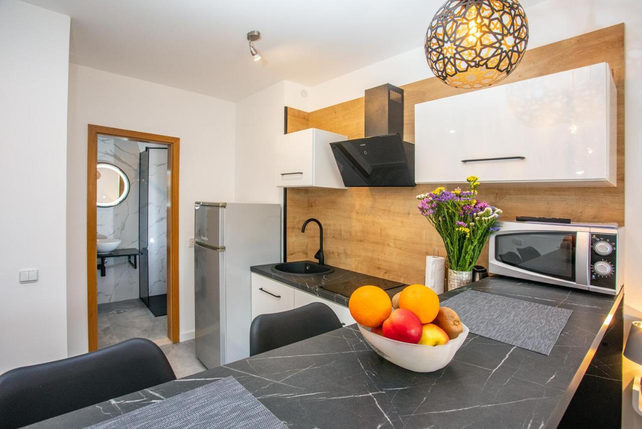 Apartments Nedo Dalmatia โอมิช ภายนอก รูปภาพ