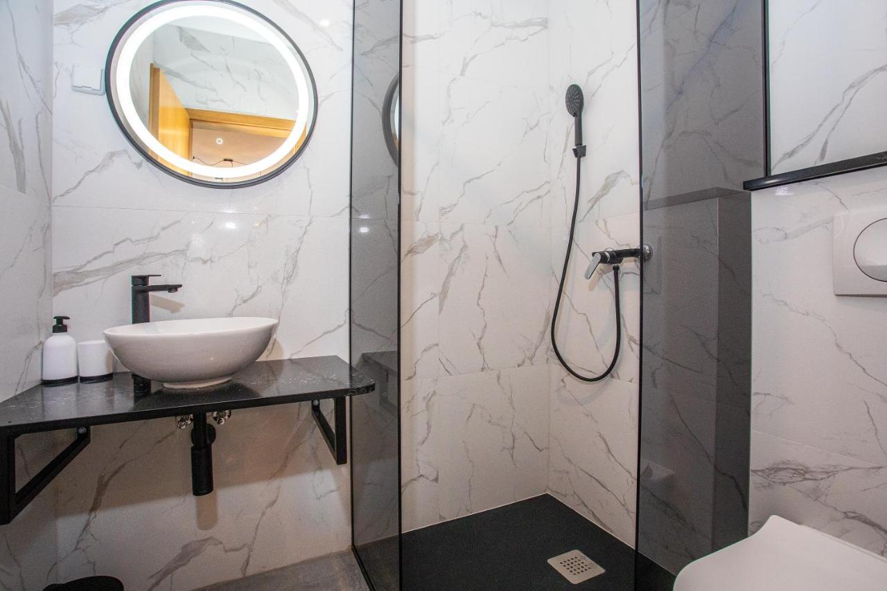 Apartments Nedo Dalmatia โอมิช ภายนอก รูปภาพ