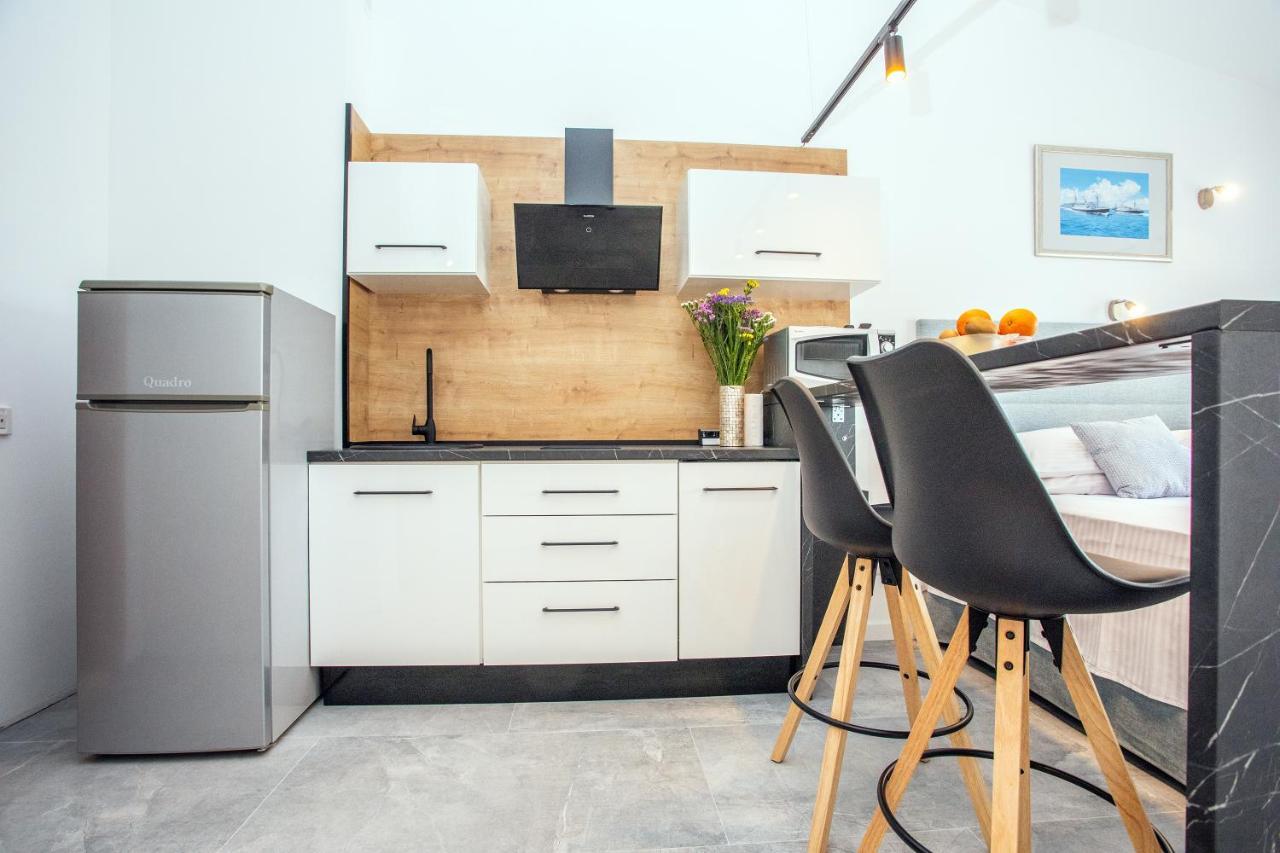 Apartments Nedo Dalmatia โอมิช ภายนอก รูปภาพ