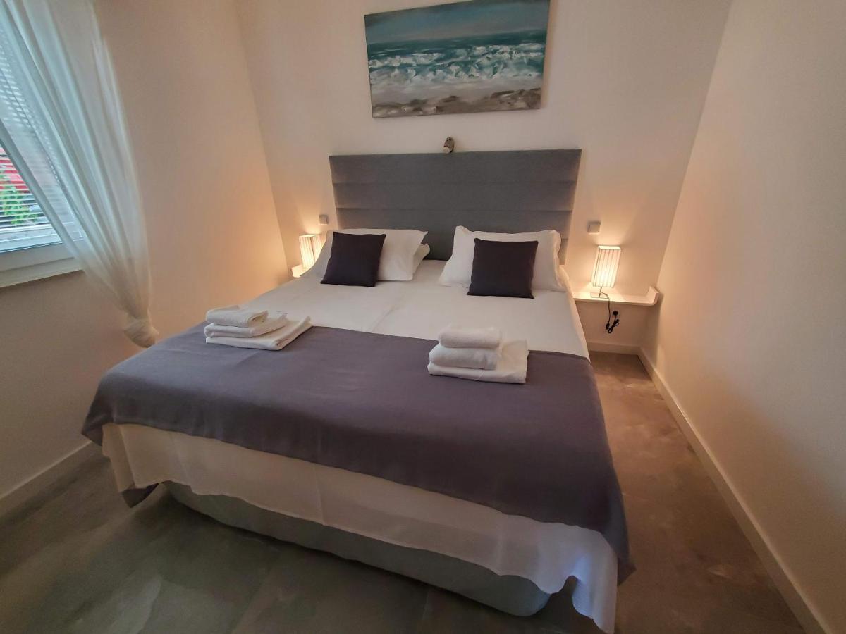 Apartments Nedo Dalmatia โอมิช ภายนอก รูปภาพ